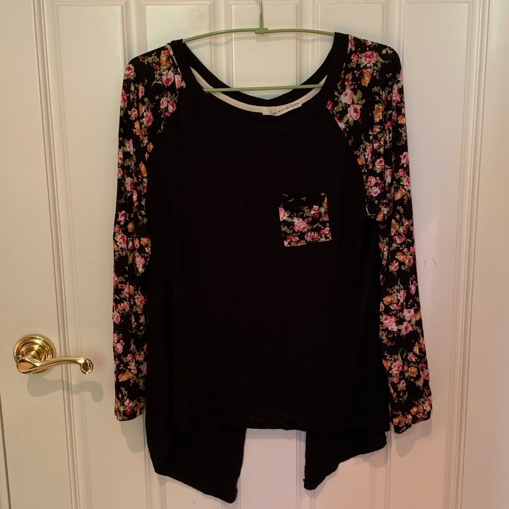 Do Not Disturb Floral and Black Split-back Shirt